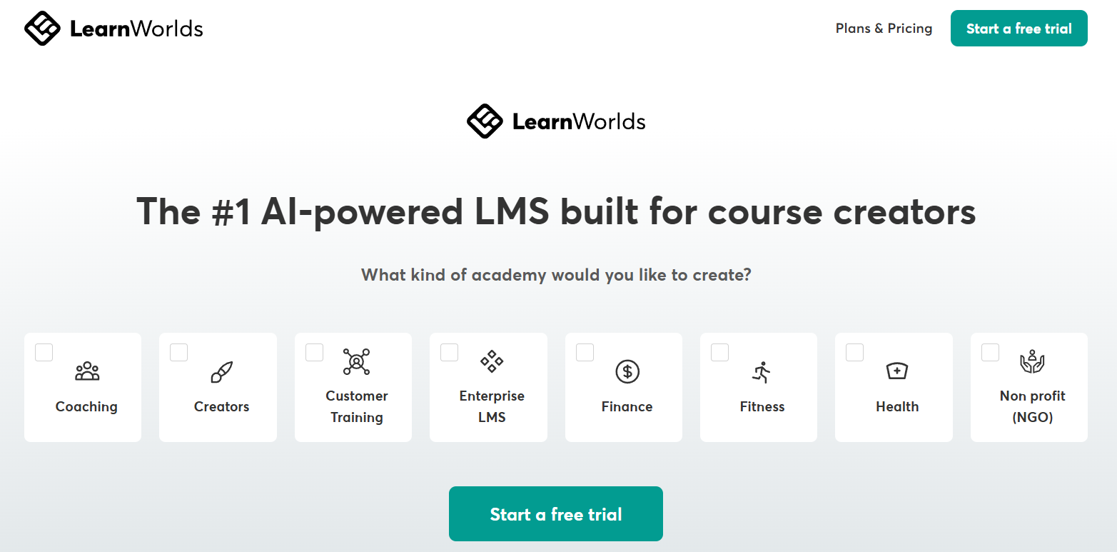 LearnWorlds homepage screenshot
