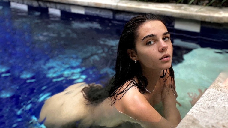 Ana Vavx OnlyFans cover photo