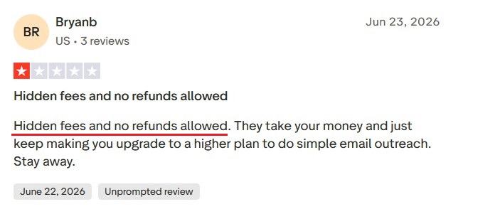 Trustpilot review complaining about hidden fees and no refund policy on Instantly.ai.
